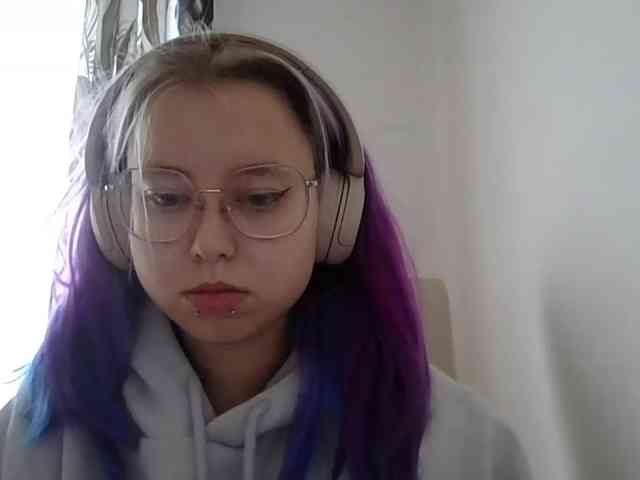 MaddieOrgasm webcam