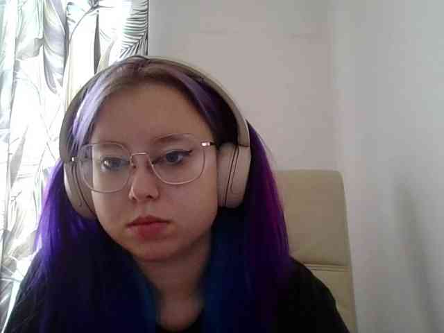 MaddieOrgasm webcam
