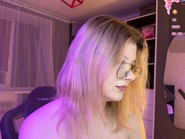 KamiiRize live cam on BongaCams