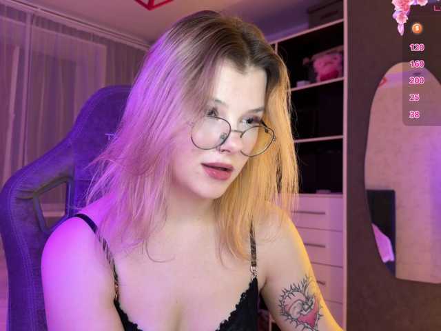 KamiiRize live cam on BongaCams