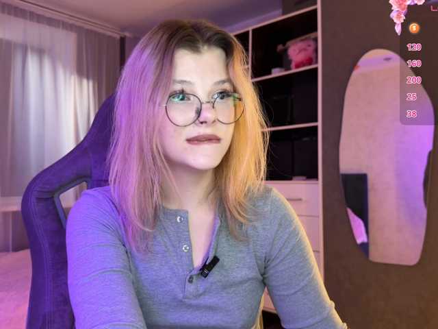 KamiiRize live cam on BongaCams