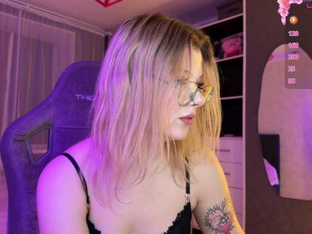 KamiiRize live cam on BongaCams