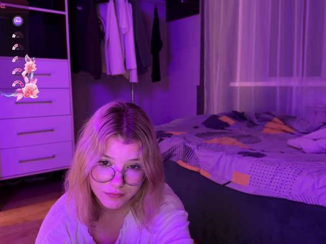KamiiRize live cam on BongaCams