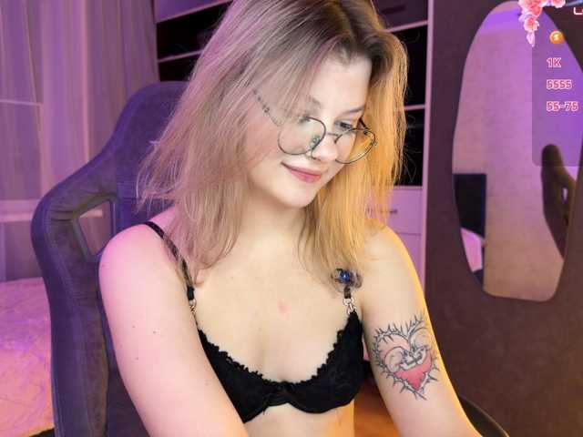 KamiiRize live cam on BongaCams