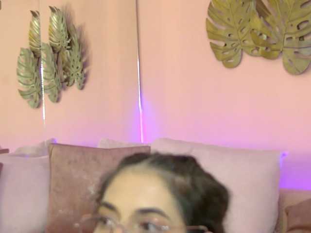 LadyMonna live cam on BongaCams