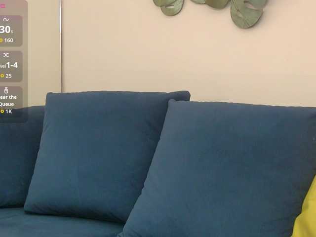 LadyMonna live cam preview