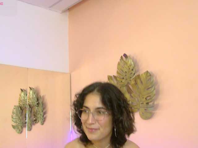 LadyMonna live cam on BongaCams