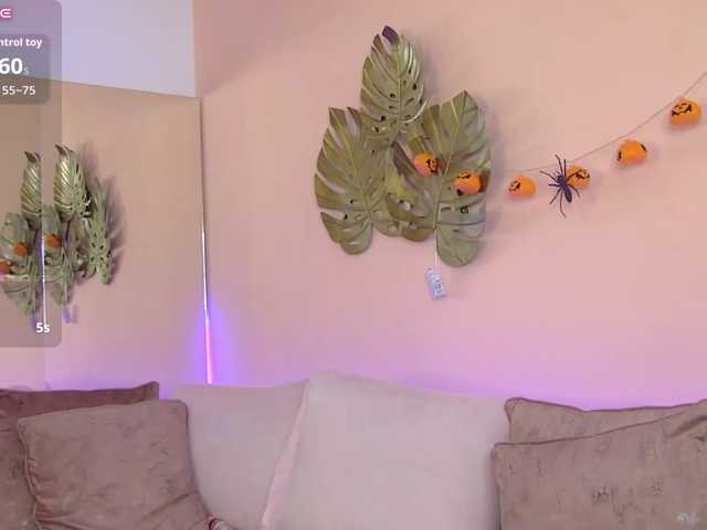 LadyMonna live cam on BongaCams
