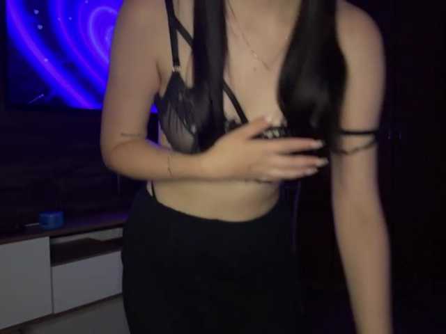 LavoneToppa live cam on BongaCams