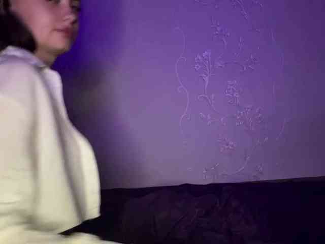 LavoneToppa webcam
