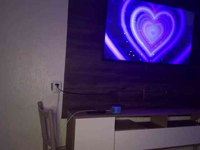 LavoneToppa webcam