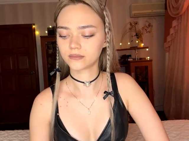 MarcellKanis live cam on