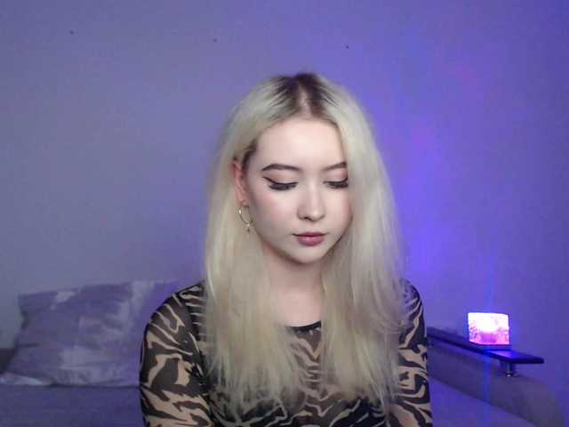 Rose044baby live cam on BongaCams