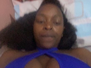 RavenBigBoobsMonroe