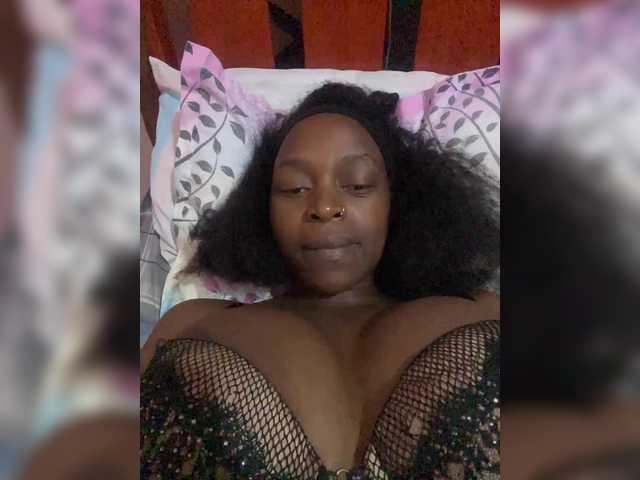 RavenBigBoobsMonroe