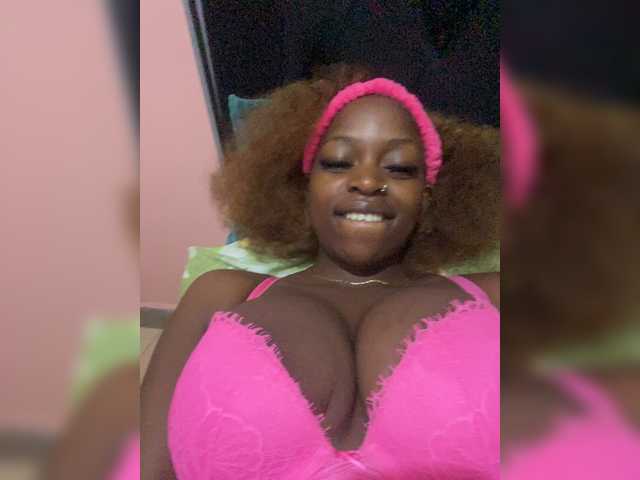 RavenBigBoobsMonroe