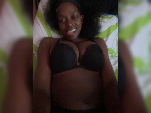 RavenBigBoobsMonroe live cam