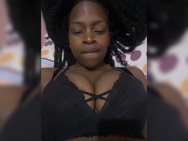 RavenBigBoobsMonroe