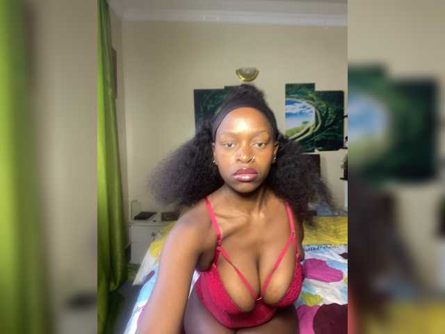 RavenBigBoobsMonroe