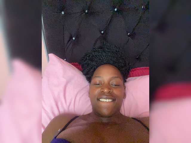 RavenBigBoobsMonroe