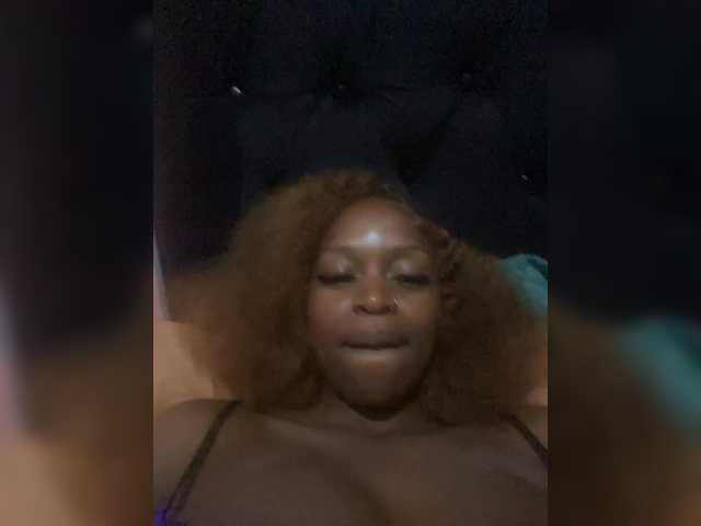 RavenBigBoobsMonroe
