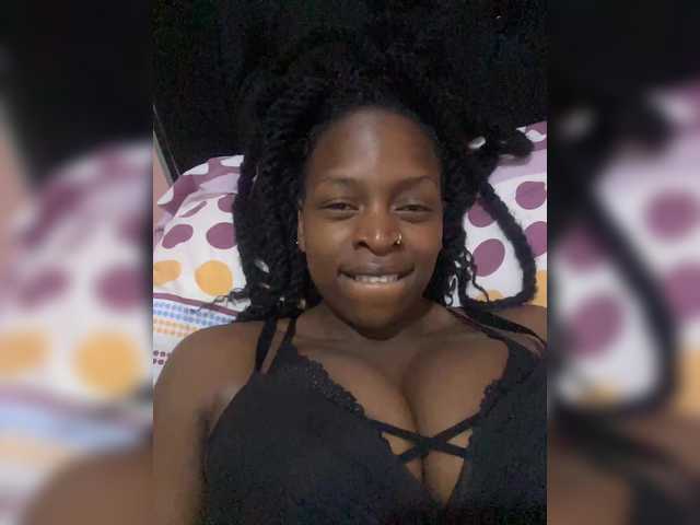 RavenBigBoobsMonroe