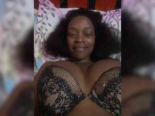RavenBigBoobsMonroe webcam