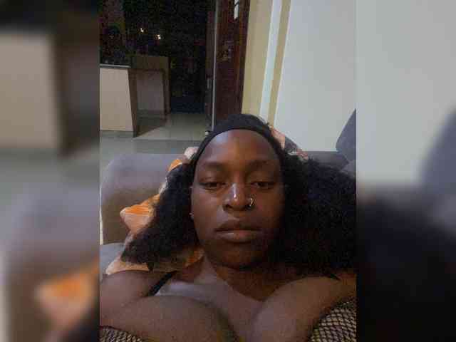 RavenBigBoobsMonroe webcam