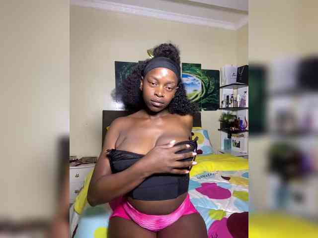 RavenBigBoobsMonroe webcam