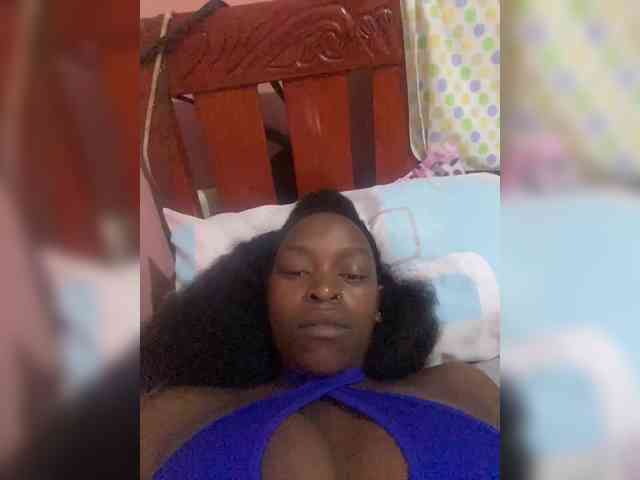 RavenBigBoobsMonroe webcam