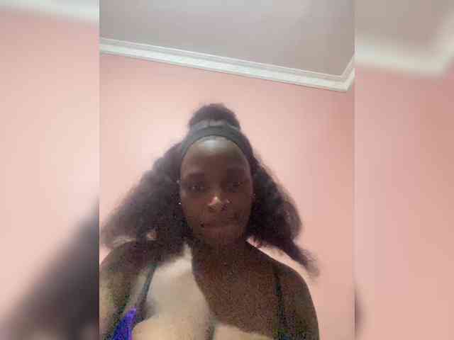RavenBigBoobsMonroe webcam