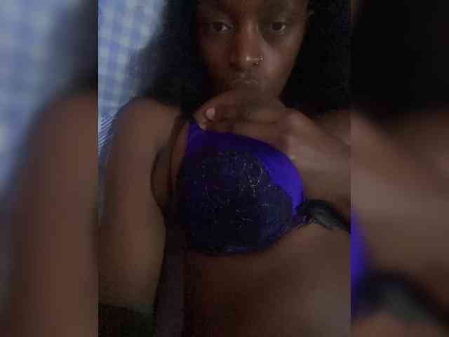 RavenBigBoobsMonroe webcam