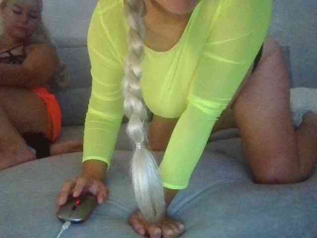 kristina25sexa webcam