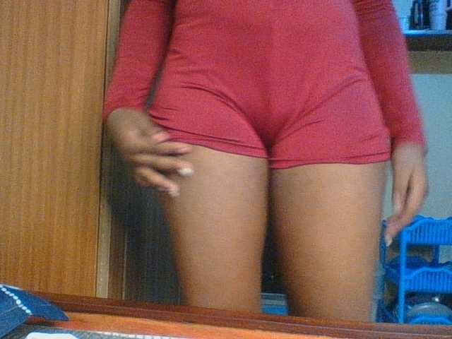 Hunnybloom live cam on BongaCams