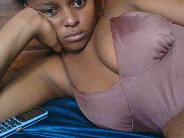 Model: Hunnybloom