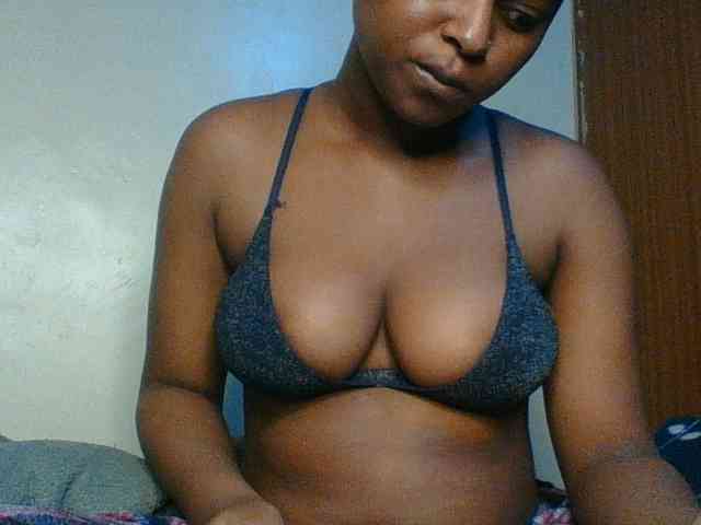 Model: Hunnybloom