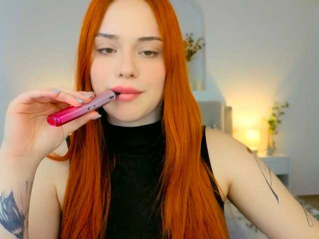 A-R-T-A- live cam on BongaCams