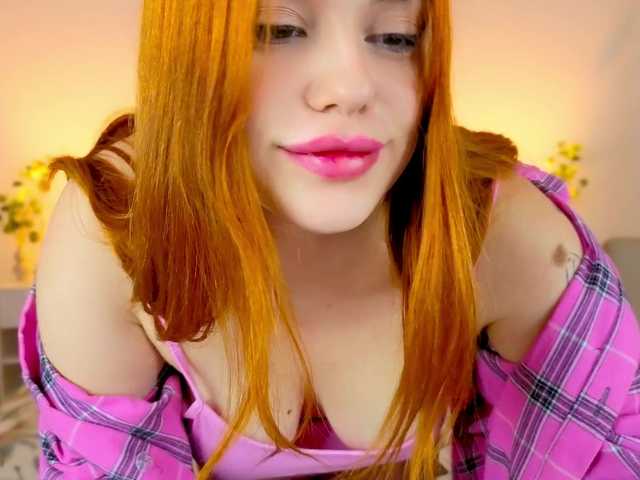 A-R-T-A- live cam on BongaCams