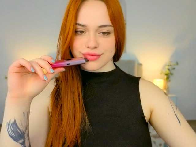 A-R-T-A- live cam on BongaCams
