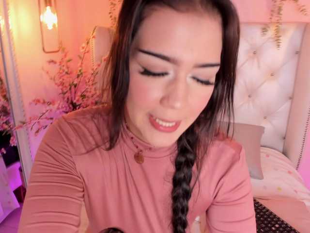 AngelLux live cam on BongaCams