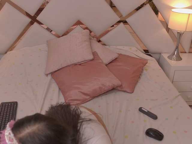 AngelLux live cam on BongaCams