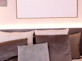 JessiVelvet Porn Show