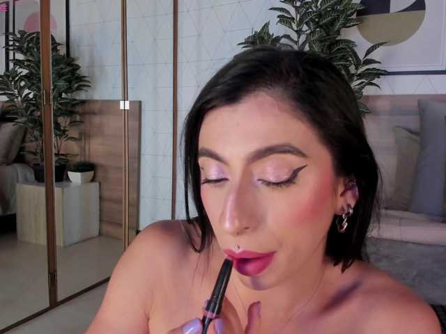 JessiVelvet live cam preview