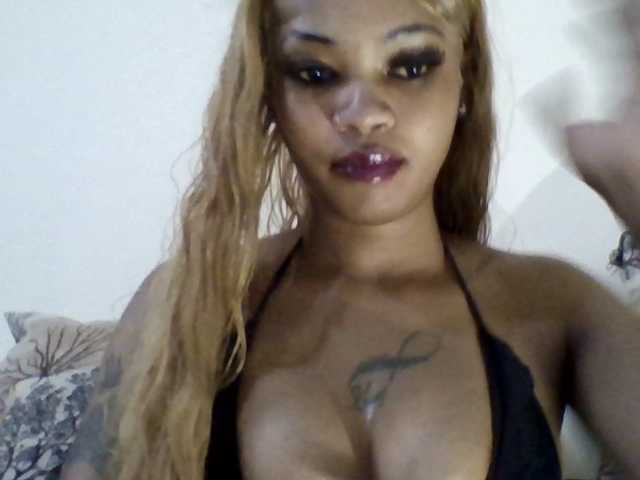Girls-next-door live cam preview