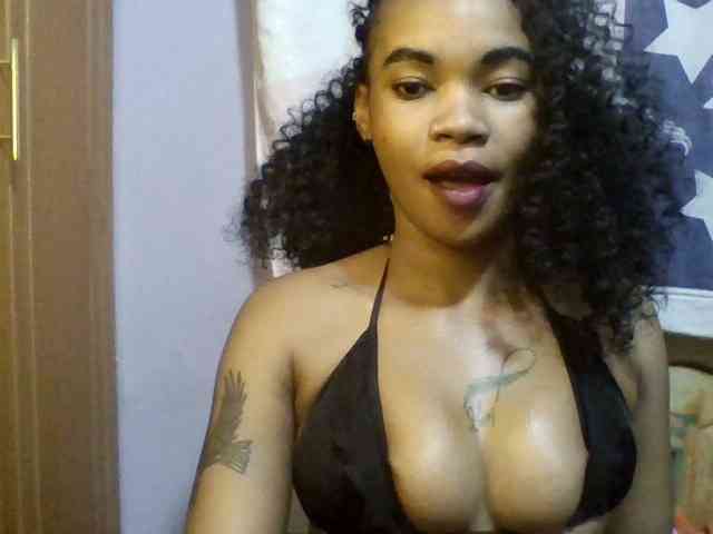 Girls-next-door webcam