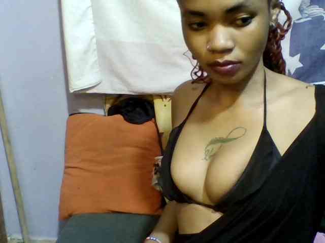 Girls-next-door webcam