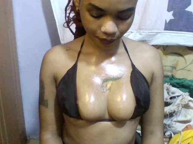 Girls-next-door webcam