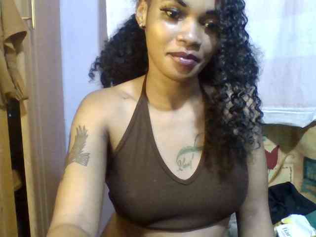 Girls-next-door webcam