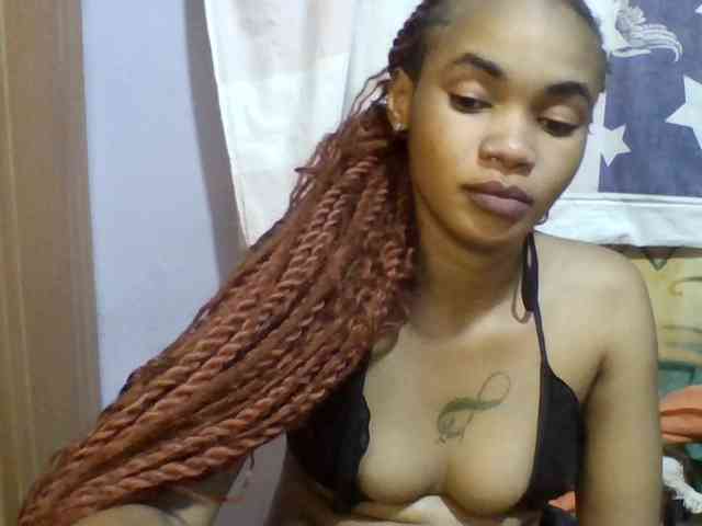 Girls-next-door webcam