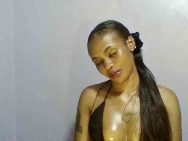 Girls-next-door webcam